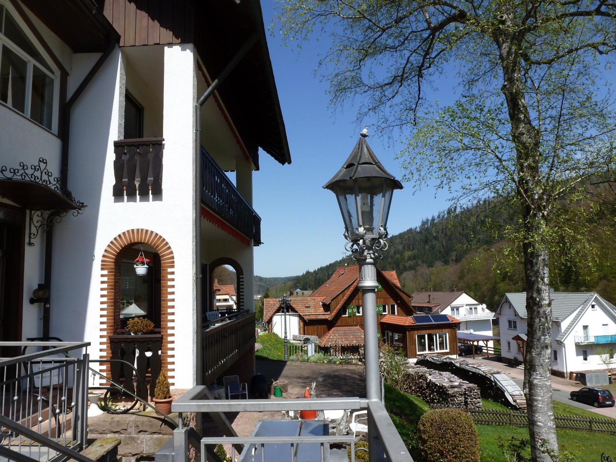 Hotel Waldschlösschen Bad Herrenalb Exterior foto